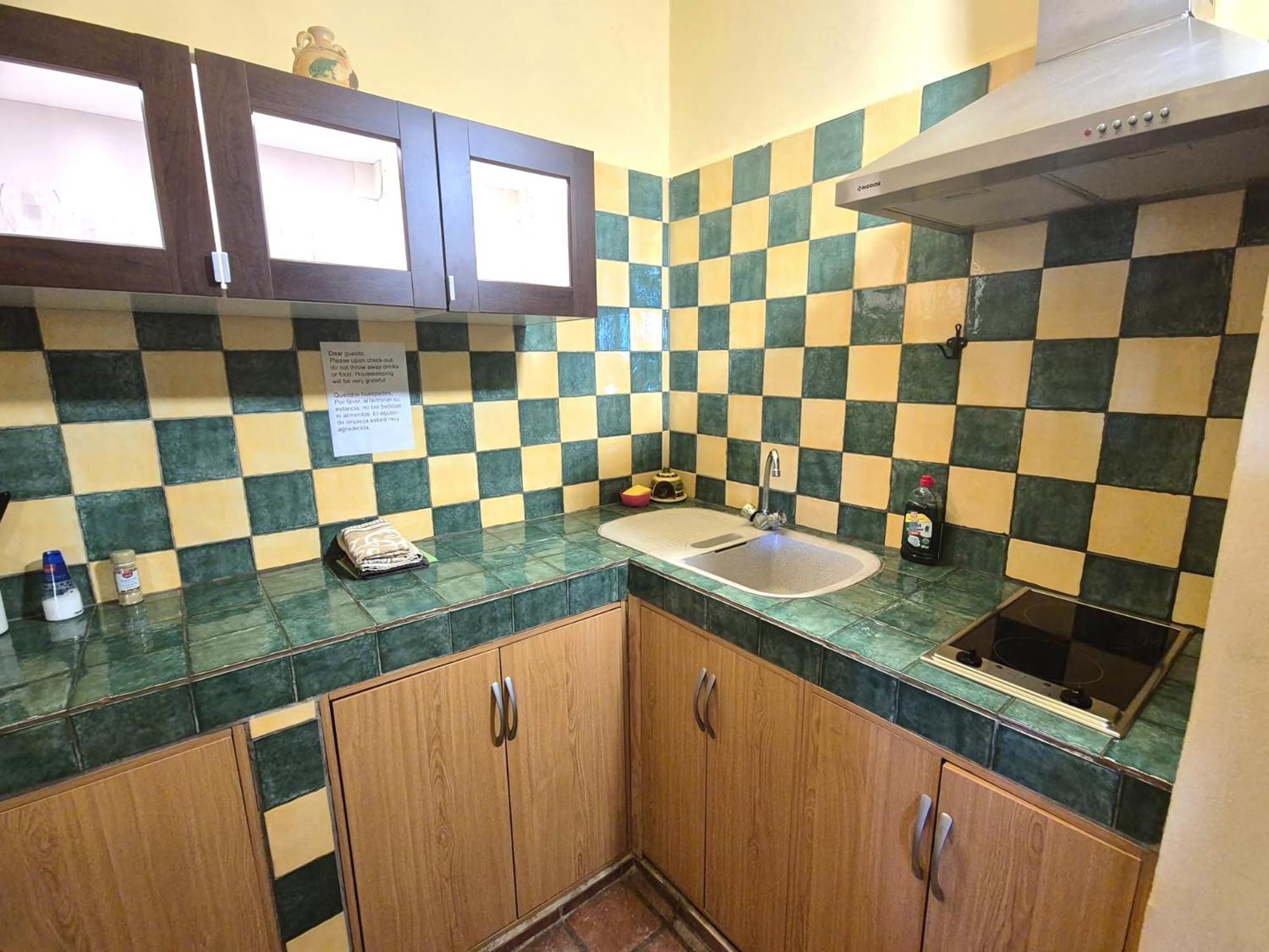 Castle Tower Apartment In Rural Holiday Park 'Bernard' Tolox Exterior photo