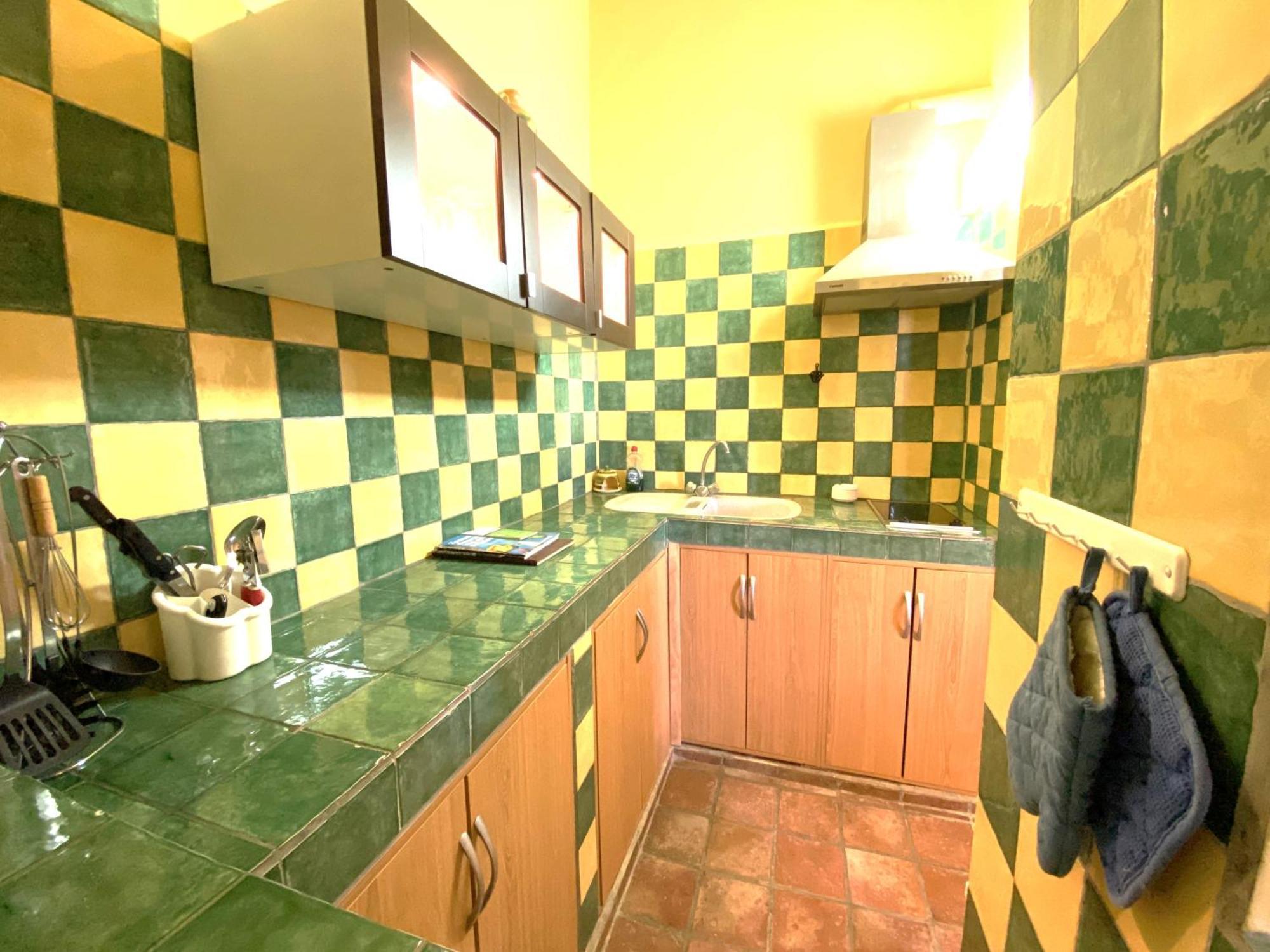 Castle Tower Apartment In Rural Holiday Park 'Bernard' Tolox Exterior photo